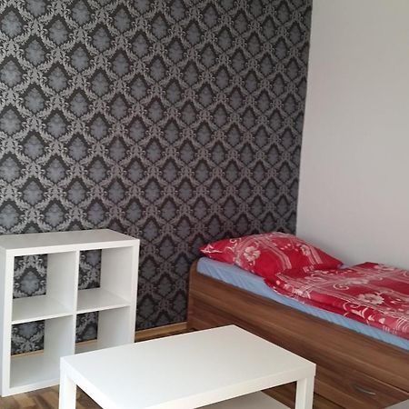 Frankfurt Airport & Fair Apartment Kelsterbach Kamer foto
