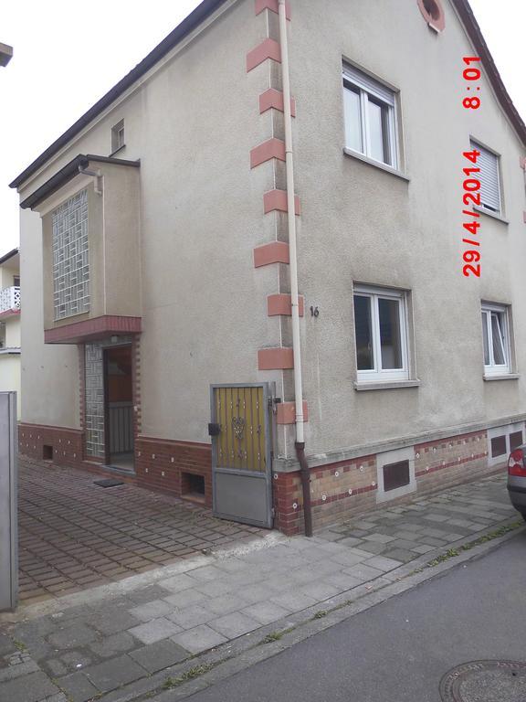 Frankfurt Airport & Fair Apartment Kelsterbach Buitenkant foto